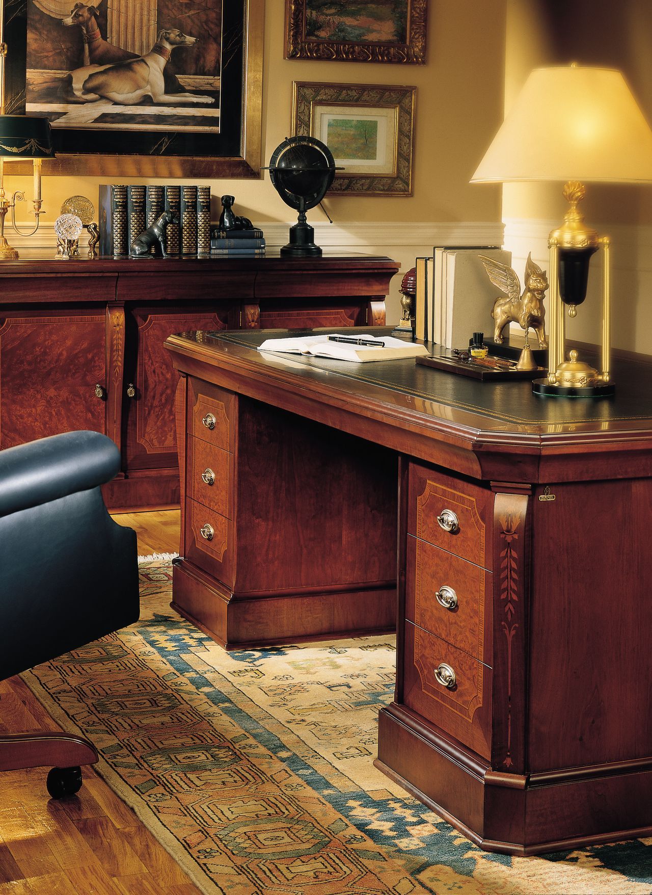 Деревянный исполнительный стол Hurtado Traditional ARCH-00070416 - Вид №3