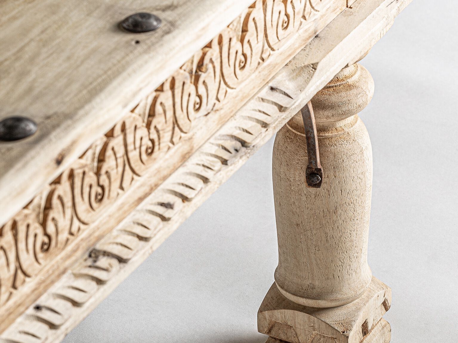 Прямоугольный журнальный столик из манго Vical Home VOUXELL ARCH-00042073 - Вид №2