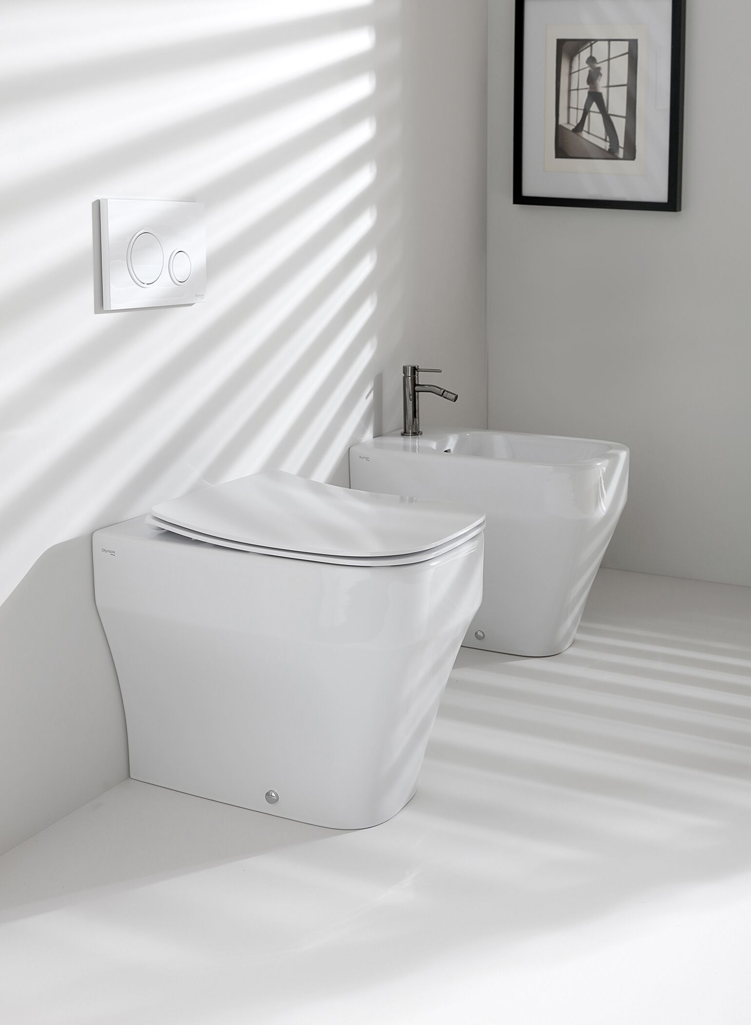 Туалет в оконном шкафу без бриды на полу Olympia Ceramica Synthesis Eco ARCH-00110303 - Вид №1