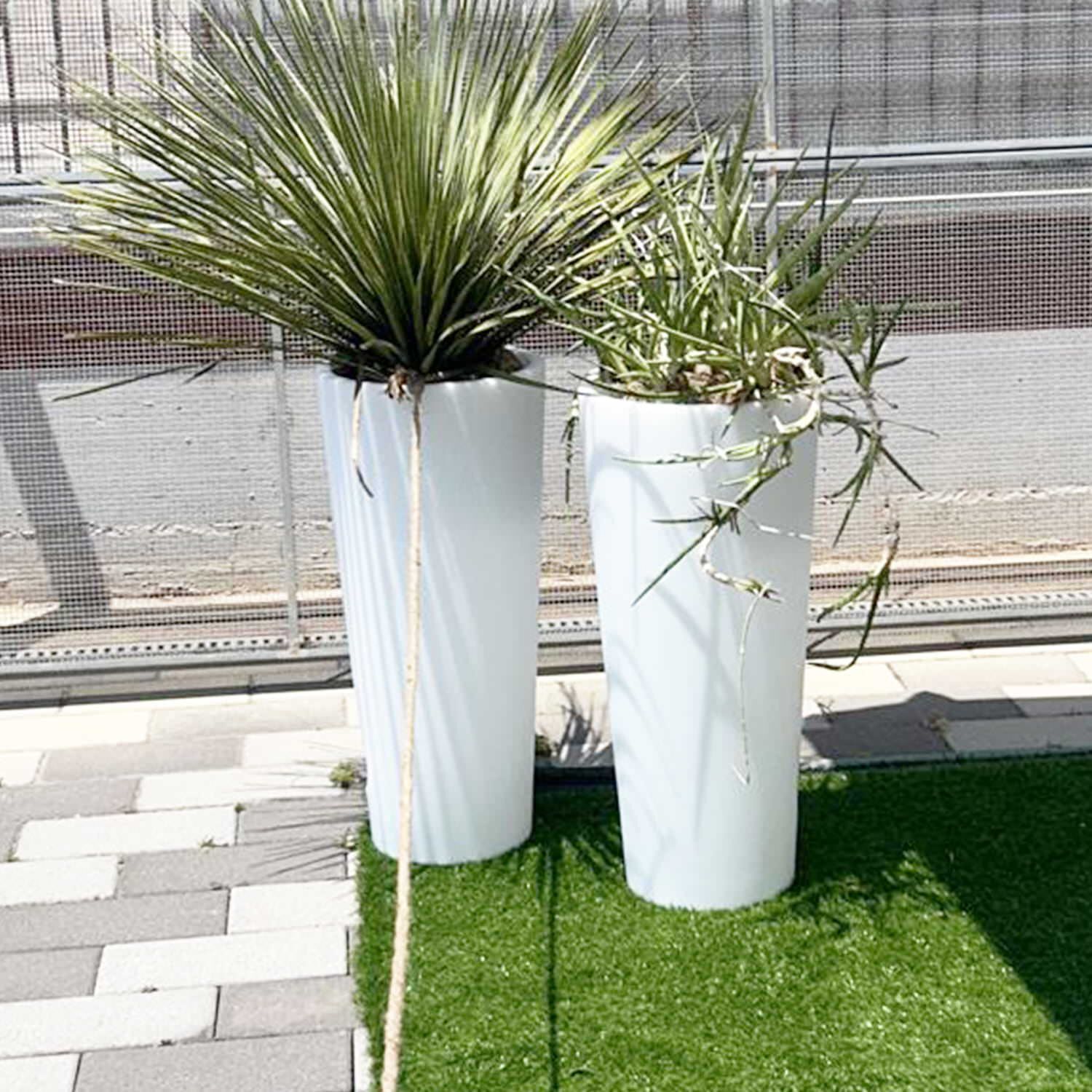 Высокий яркий круглый садовый горшок из полиэтилена SINED ROTONDO SOLAR ARCH-00110176 - Вид №3