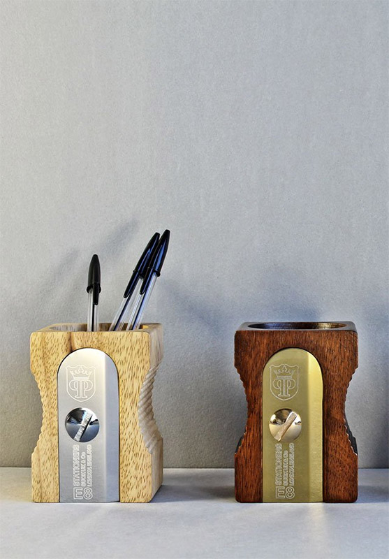 Органайзер для рабочего стола Sharpener темное дерево SUCK UK SKPENCILPOT3 - Вид №2