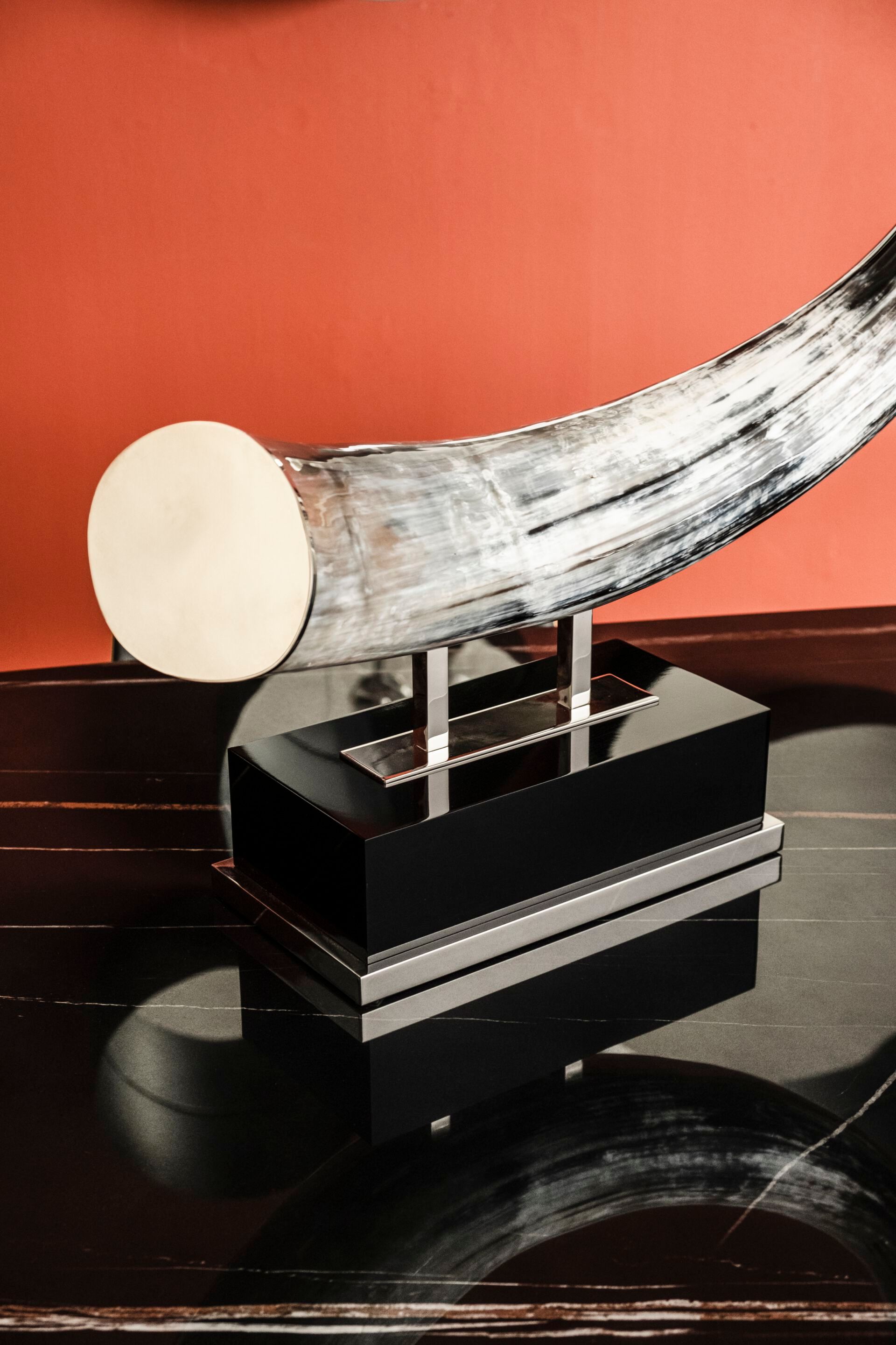 Скульптура из рога и латуни Zanchi 1952 ZHID01BNNK ARCH-00082750 - Вид №3