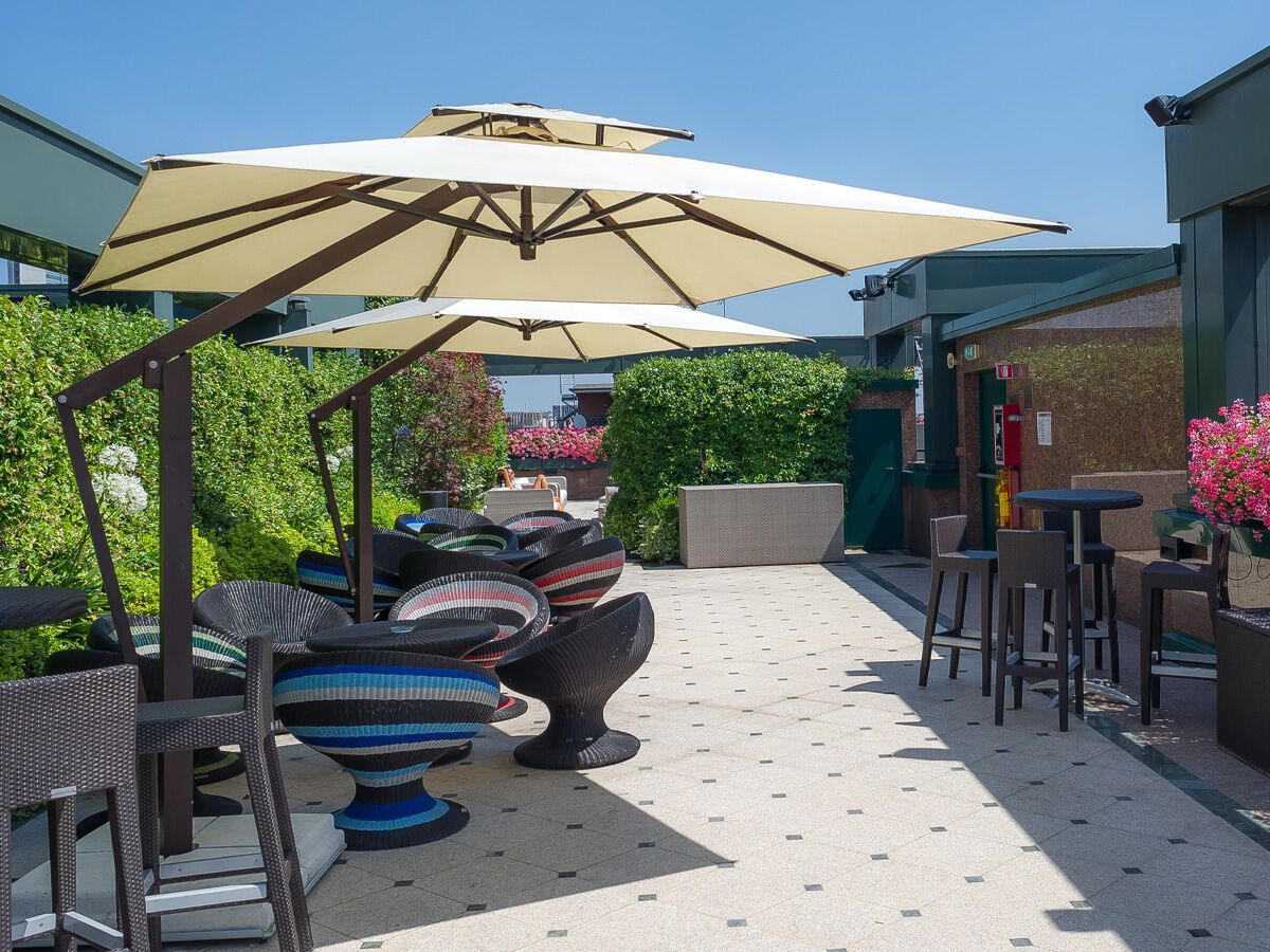 Зонтик с боковым полюсом Ombrellificio Poggesi SUMMER ARCH-00067065 - Вид №1