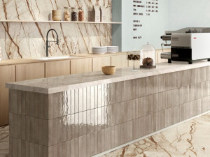 Столешница из керамогранита с мраморным эффектом