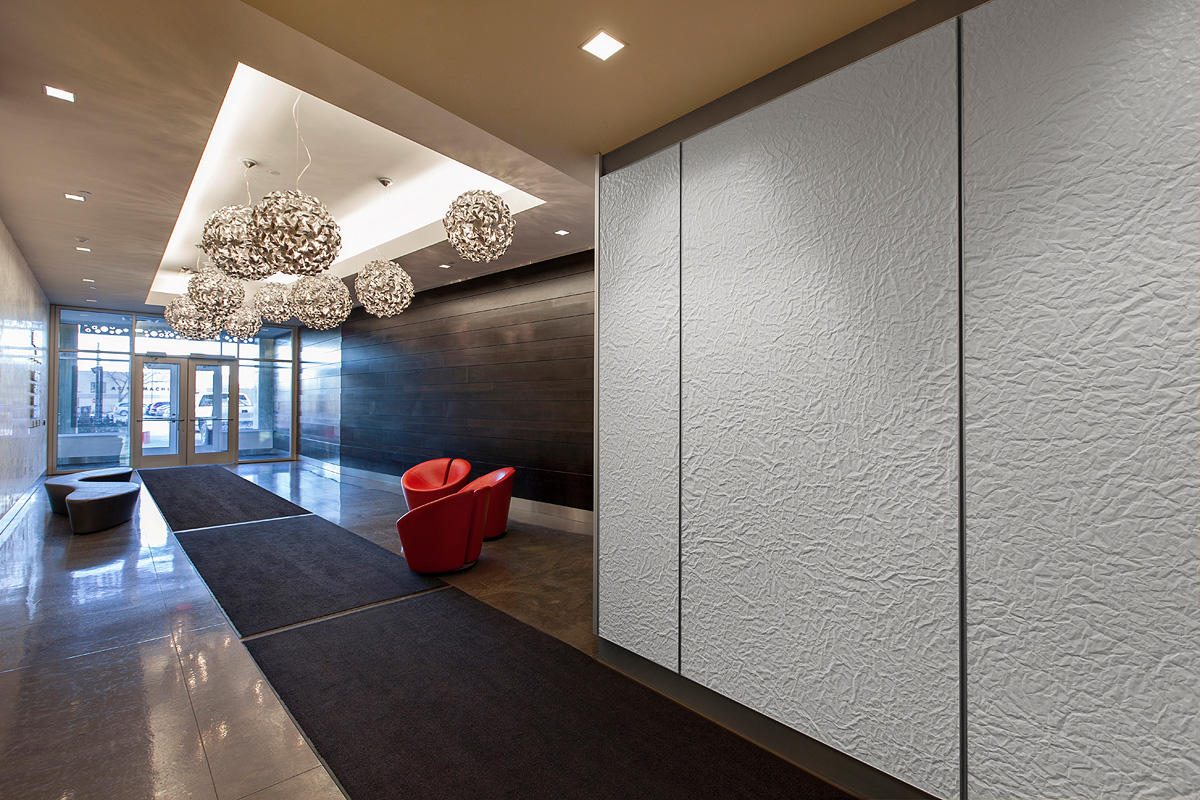 FSRT670 Система облицовки стен Levele глухими панелями; вставки в стекле vivispectra Spectra с индивидуальной прослойкой изображения и стандартной отделкой в ​​общенациональной детской больнице - исследовательский корпус iii, колумбус, штат Огайо Forms-su Forms-surfaces  - Вид №9