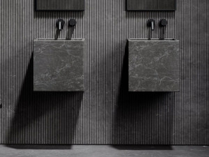 Один квадратный подвесной умывальник из мрамора Pietra Grey