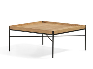 Деревянный квадратный журнальный столик