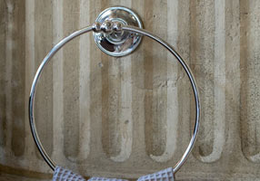 Gentry Home Настенный керамический подстаканник Kent Хром GH100169 - Вид №1