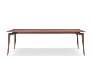 Прямоугольный стол из массива дерева