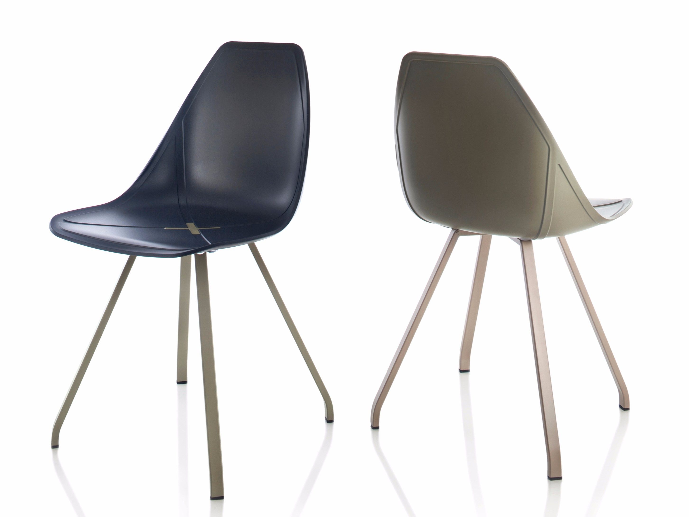 Стул из полипропилена ALMA DESIGN X Chair ARCH-00030709