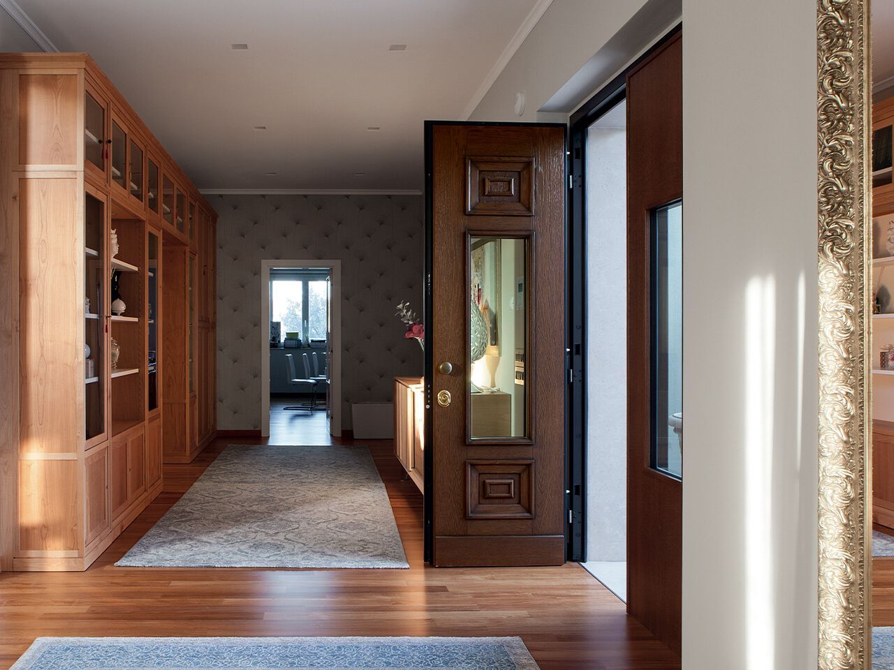 Бронированная входная дверь с открытыми петлями Oikos Evolution ARCH-00099638 - Вид №1