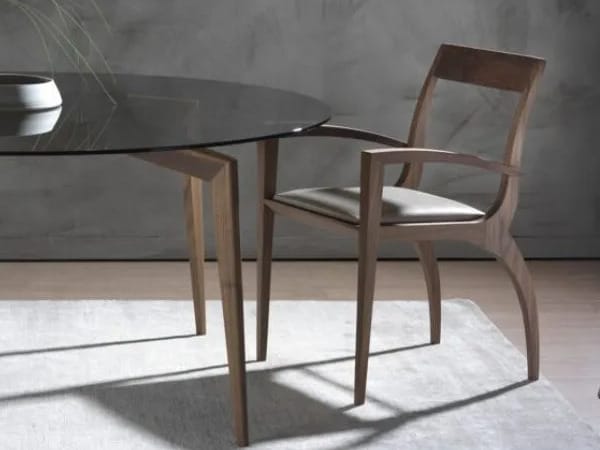 Стул из массива дерева с подлокотниками Pacini & Cappellini Thelma ARCH-00020486