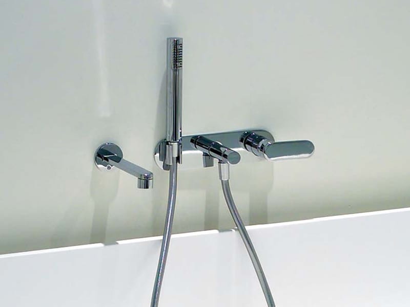 Однорычажный настенный смеситель для ванны с ручным душем Ceramica Flaminia ONE ARCH-00050975