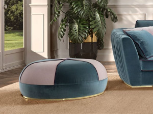 Круглый пуф из ткани