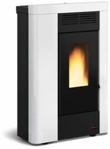 LA NORDICA EXTRAFLAME Пеллетная печь с окрашенной стальной облицовкой