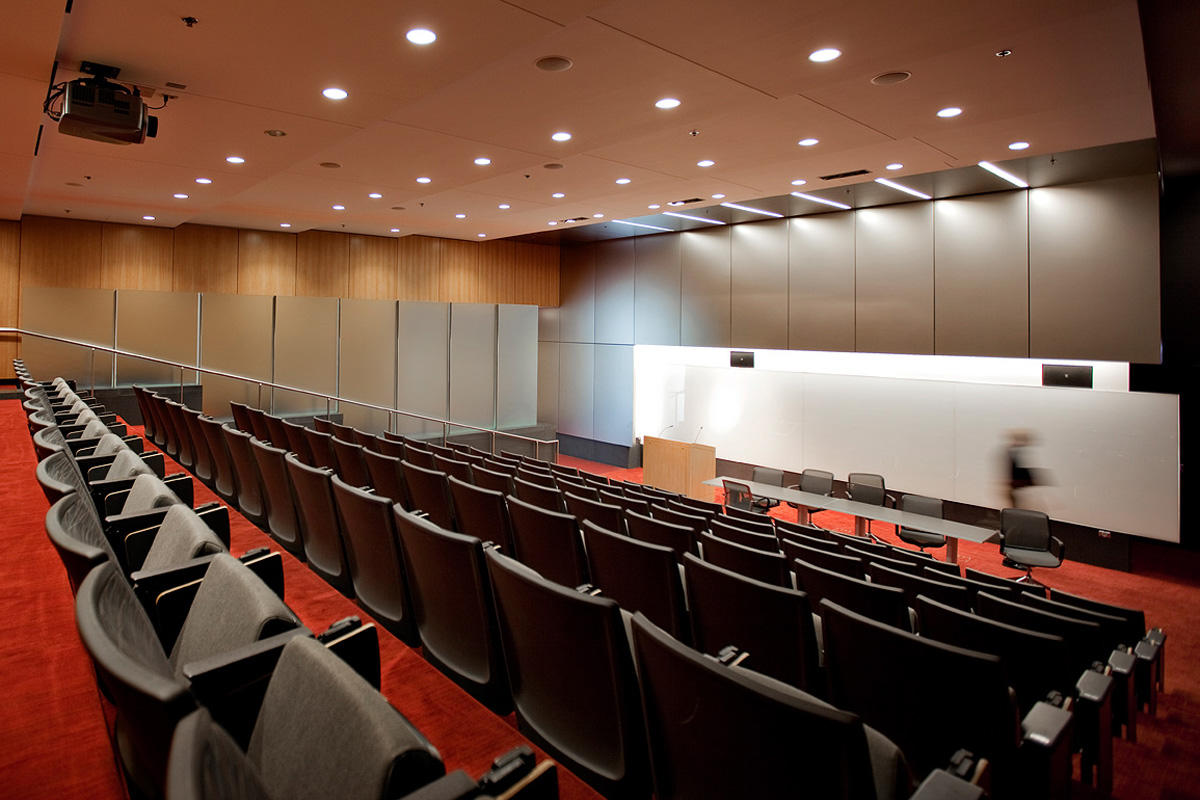 FSRT661 Система облицовки стен Levele с плавающими панелями из нержавеющей стали с отделкой из каймового камня в Кэссиди Терли, Сан-Хосе, Калифорния Forms-surfaces  - Вид №24