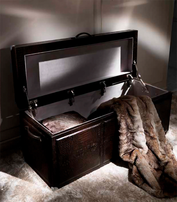 Сундук  DV HOME COLLECTION ADLER с 