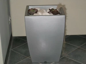 QUARTIERI LUIGI Ваза из стали