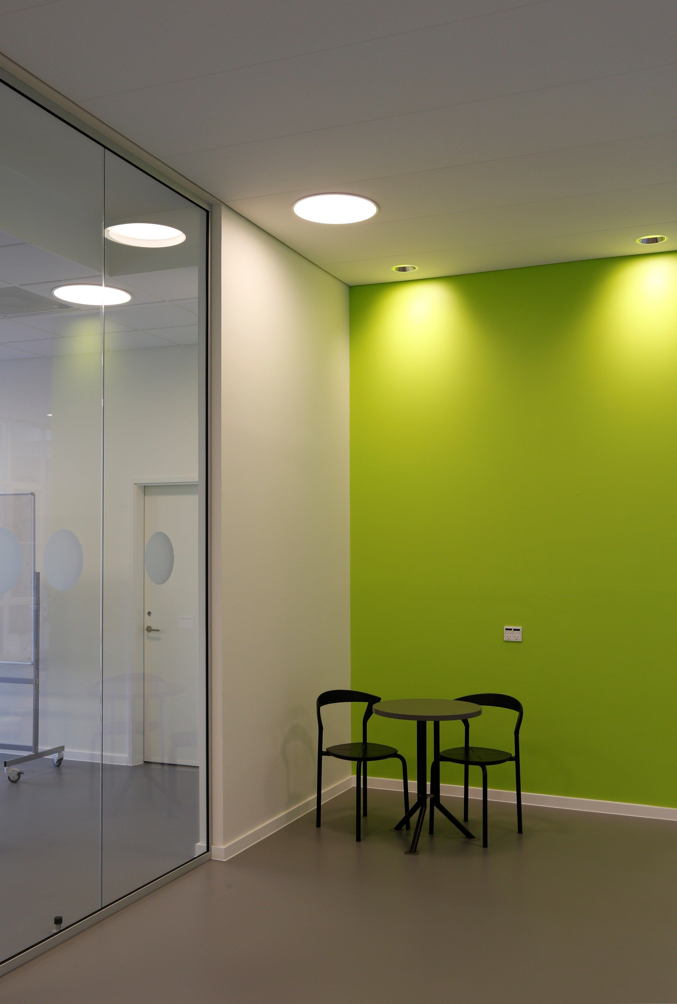 Утопленный светодиодный потолочный светильник Louis Poulsen LP CIRCLE ARCH-00108332 - Вид №11