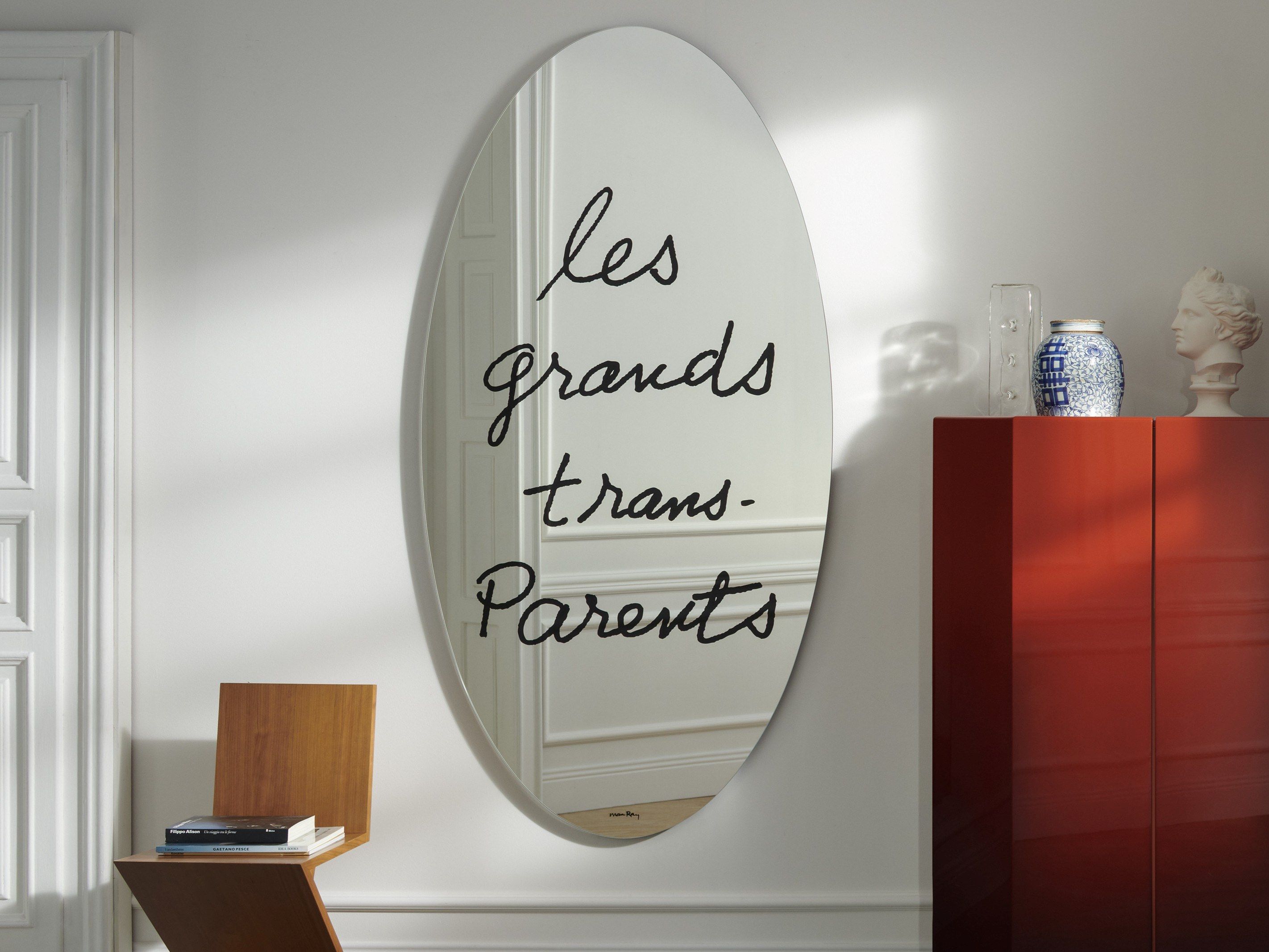 Овальное настенное зеркало CASSINA LES GRANDS TRANS-PARENTS ARCH-00025506