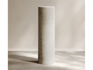 Пьедестал из натурального камня