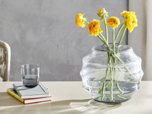 Круглая стеклянная ваза