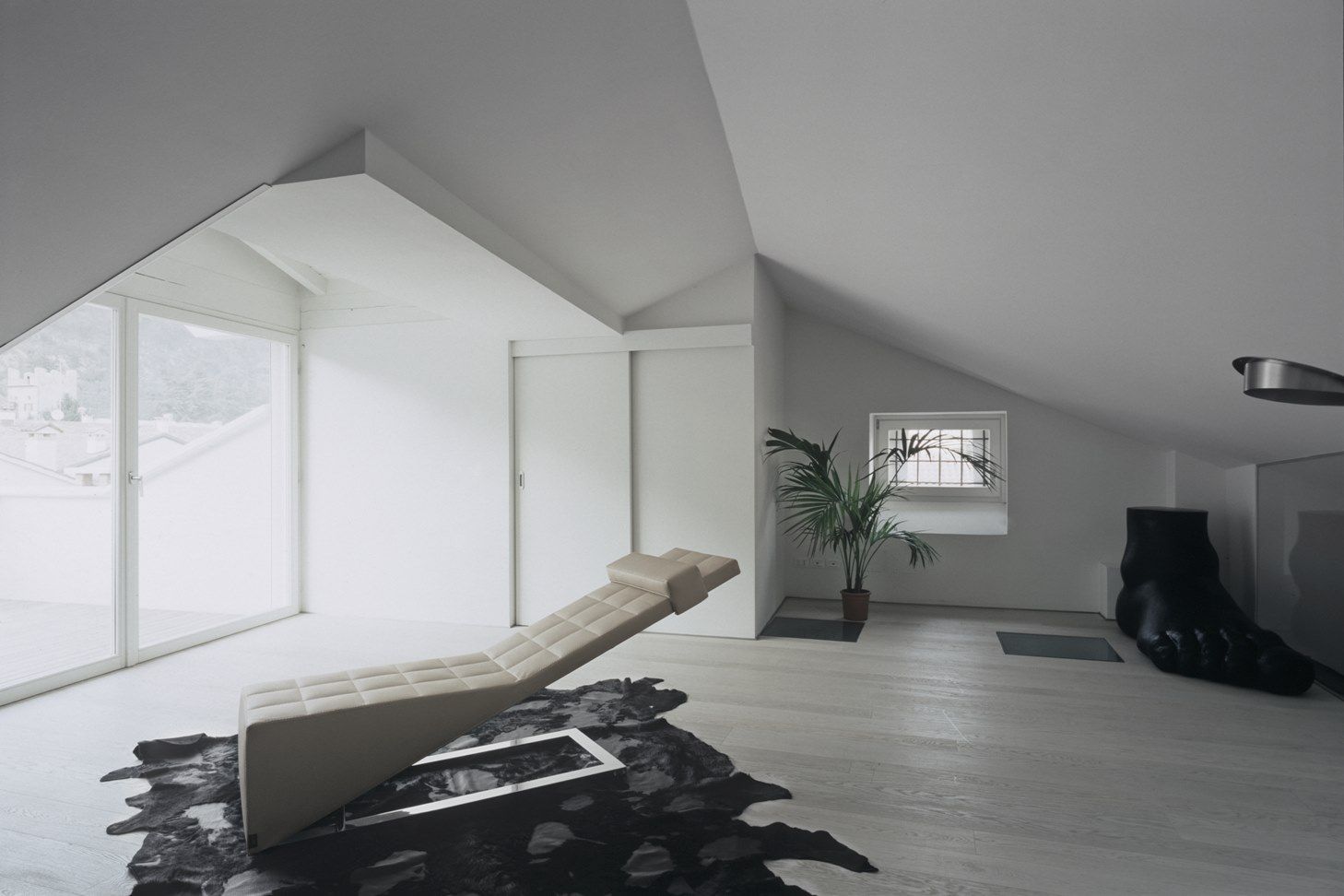 Кожаный мягкий шезлонг SITIA Sigmund ARCH-00006643 - Вид №1