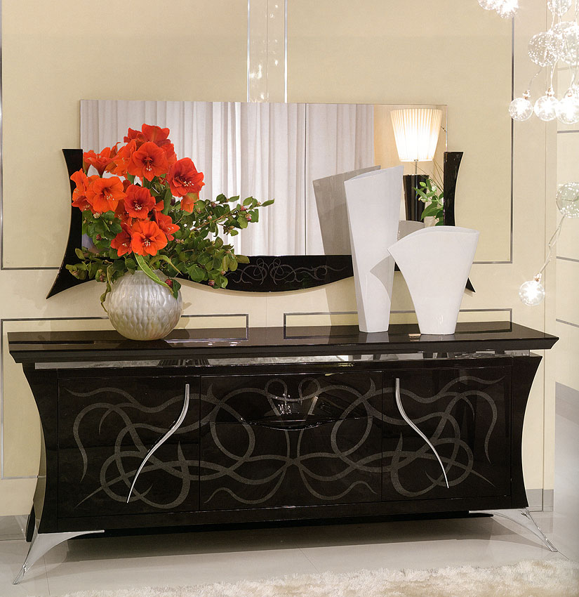 Буфет  REDECO 1092 CHARME