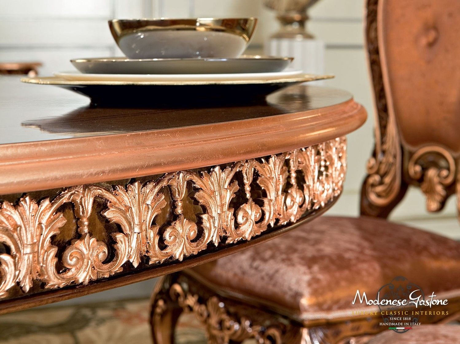 Круглый стол для гостиной в стиле барокко Modenese Luxury Interiors Bella Vita ARCH-00029775 - Вид №2
