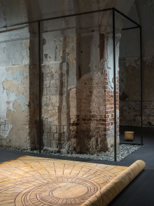 Прямоугольный ковер ручной работы