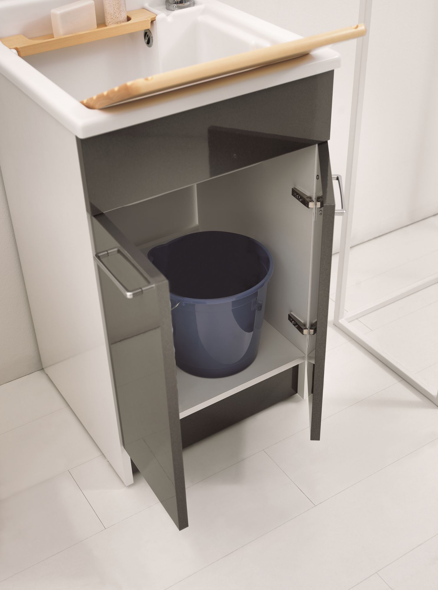 Шкаф для белья из ДСП с распашными дверцами COLAVENE Swash ARCH-00088164 - Вид №6