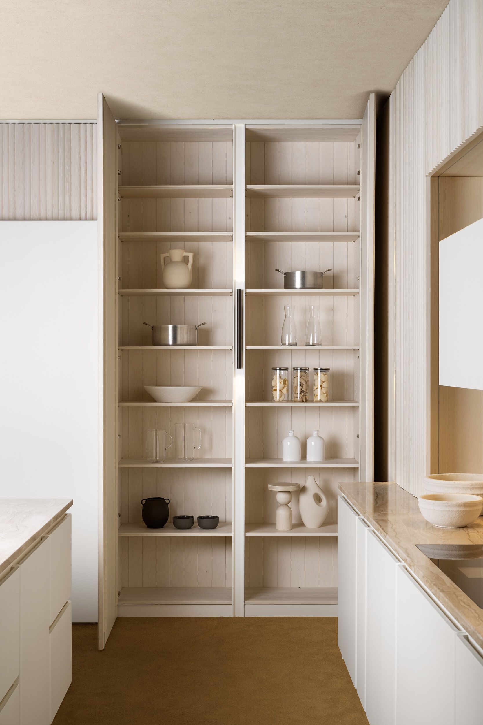 Деревянная кухня с островом L'Ottocento LEVANTE ED ETESIA ARCH-00013752 - Вид №2