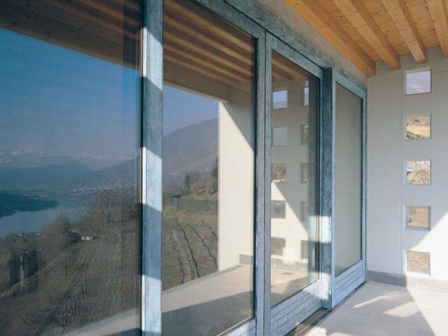 Деревянная раздвижная дверь-окно-бронза Carminati Alu 90 Bronze ARCH-00081638 - Вид №1