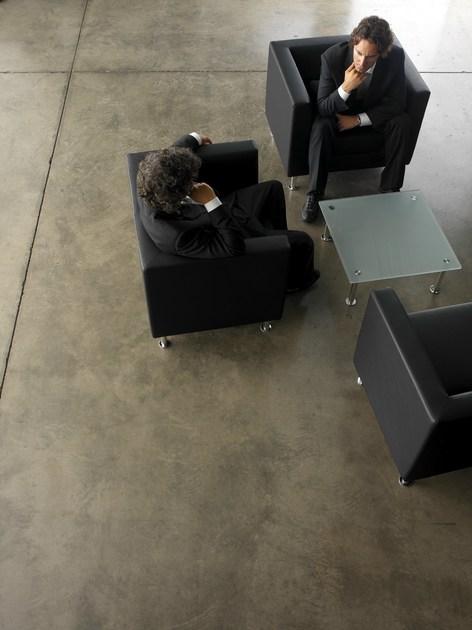 Мягкое кожаное кресло с подлокотниками Naxos Santreyd sun-id-1388217 - Вид №7