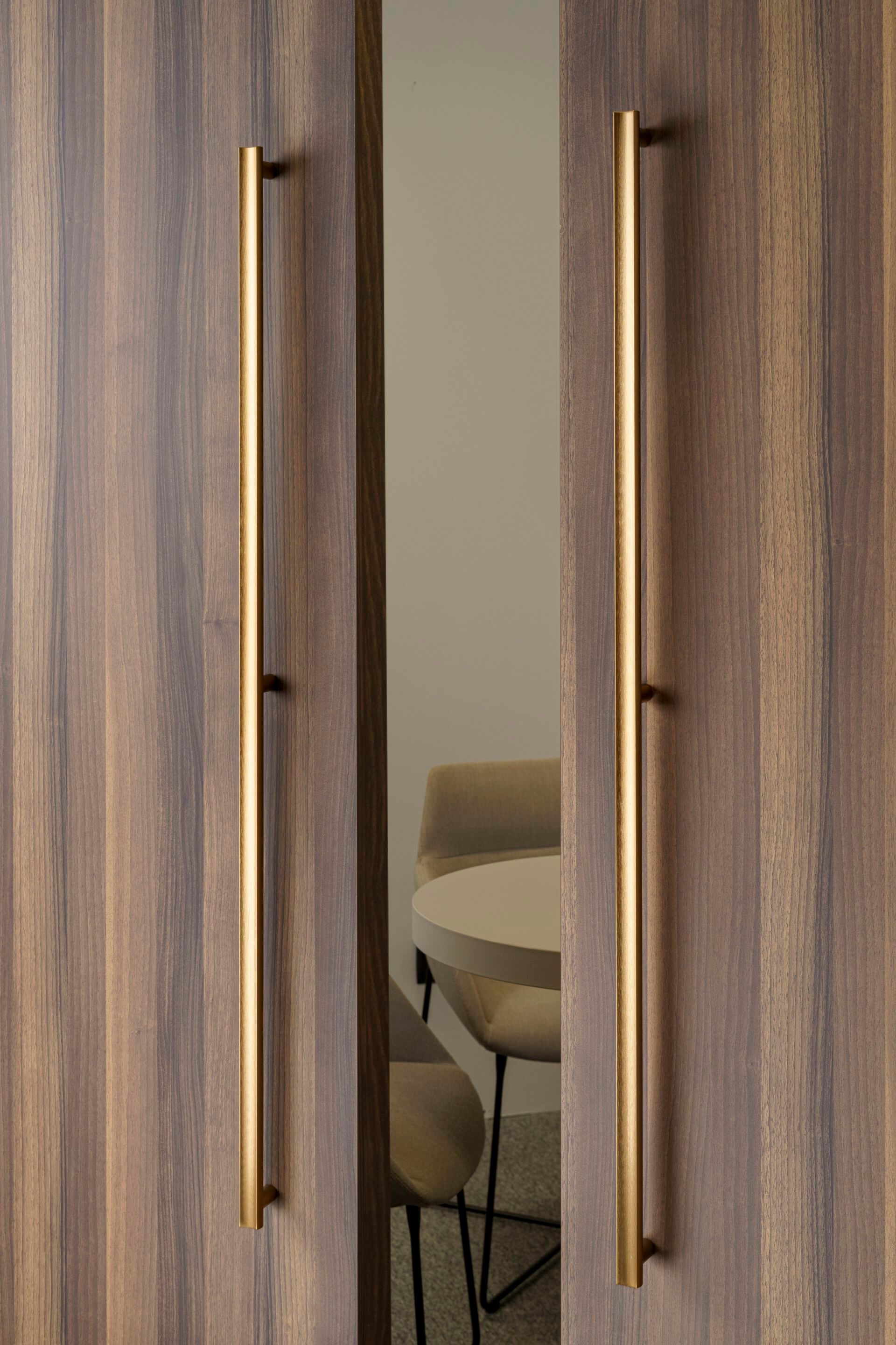 Мебельная ручка / ручка Viefe MOON BIG 1SS ARCH-00049026