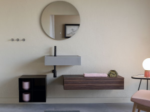 Полка для ванной