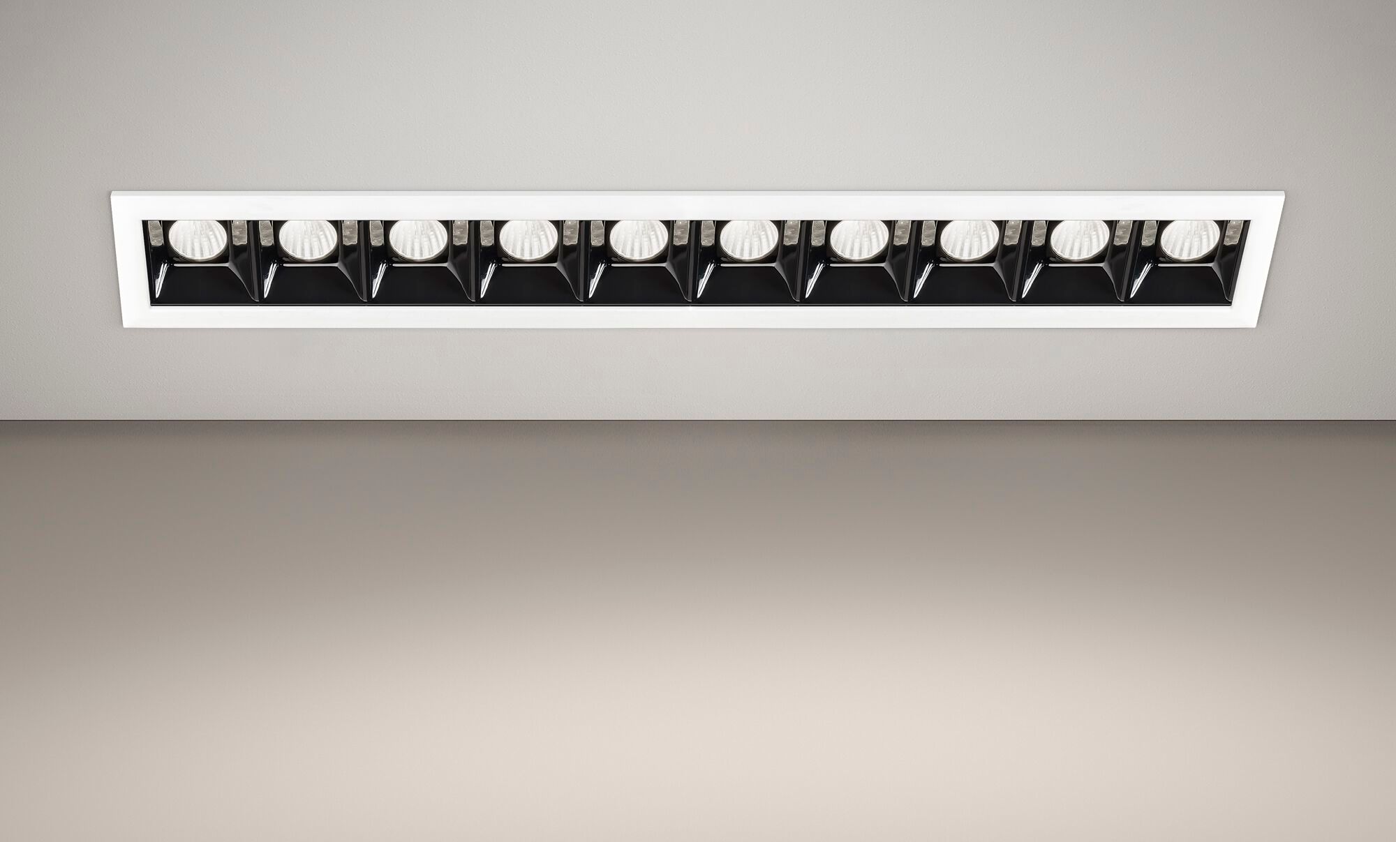 Заливка формы алюминия утопленный Сид множественный прожектор Panzeri RALLY TRIM ARCH-00090110 - Вид №1