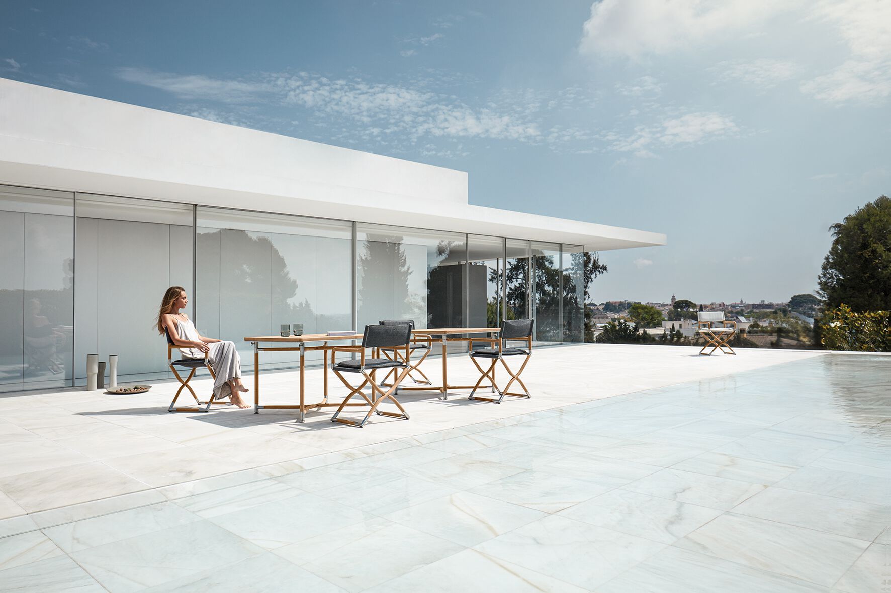 ТИК складной квадратный садовый стол Gloster Navigator ARCH-00076364 - Вид №4