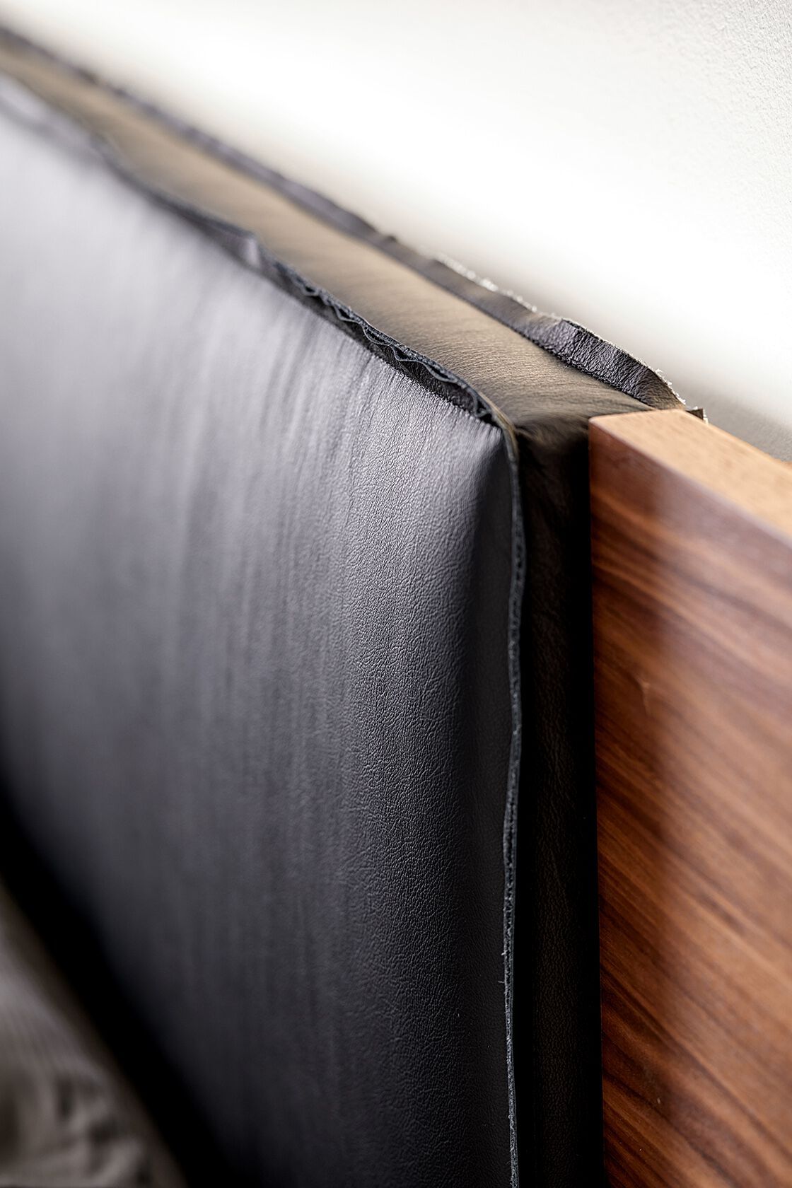 Подвесная двуспальная кровать из грецкого ореха Modesign Йорк ARCH-00046187 - Вид №6