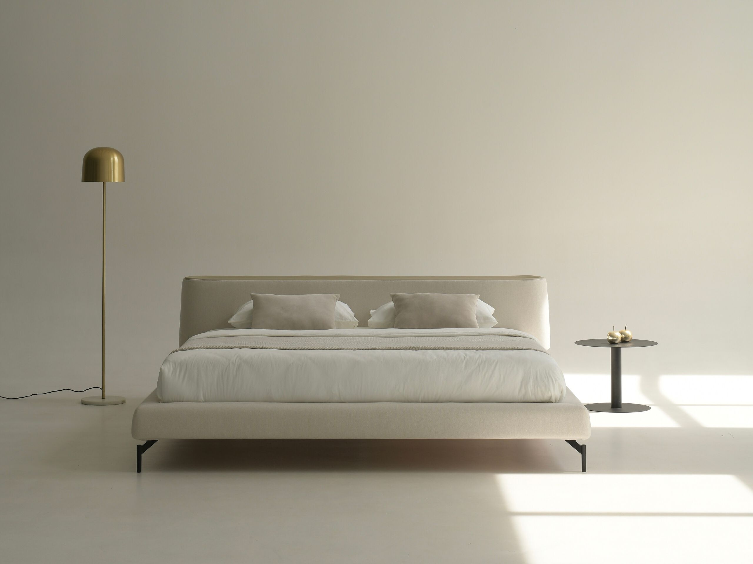 Двуспальная кровать с мягким изголовьем Woodsoft VERTIGO ARCH-00108797 - Вид №5