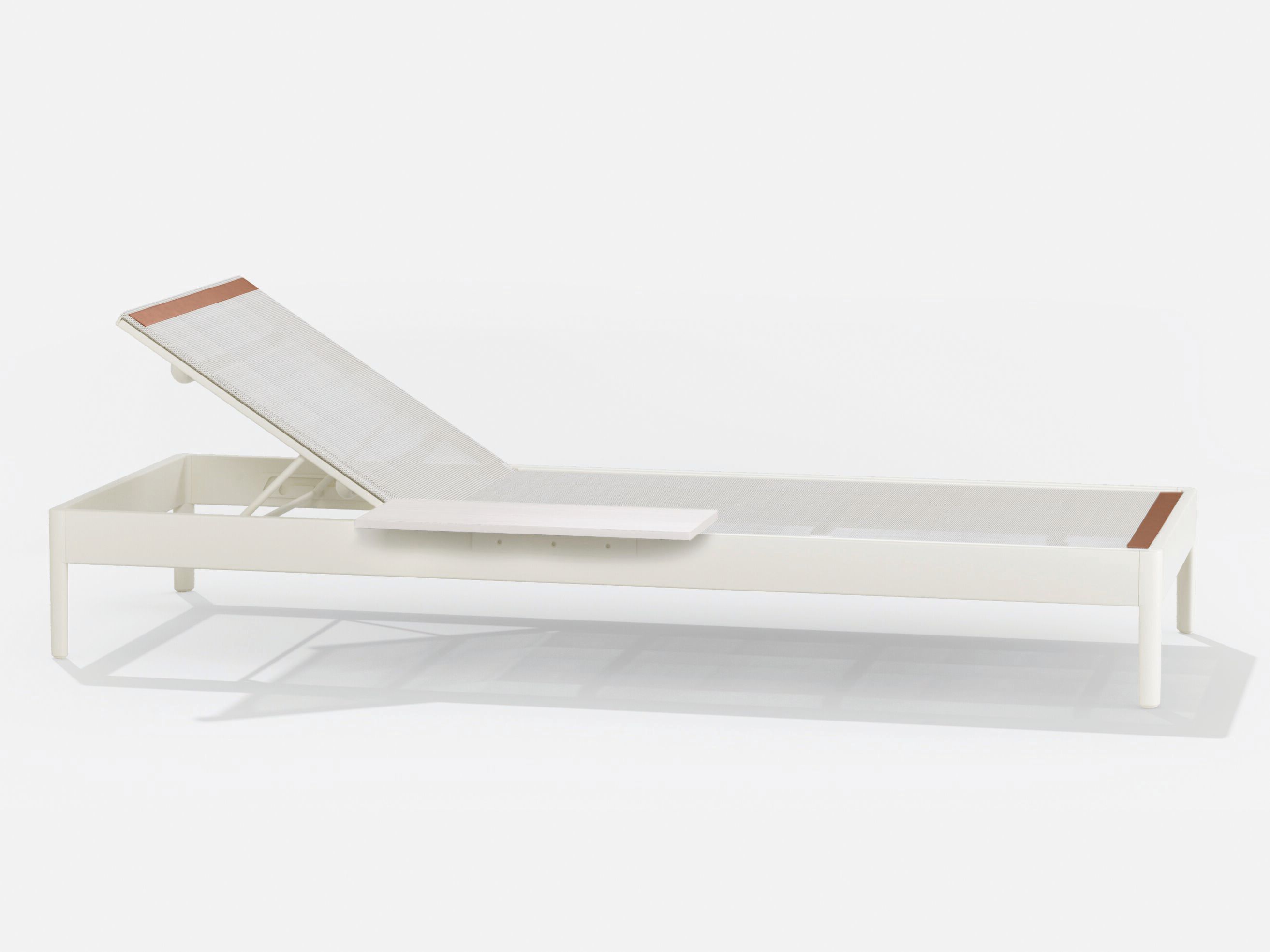 Окрашенная алюминиевая кровать и ткань Batyline с журнальным столиком FAST Solaris ARCH-00087866