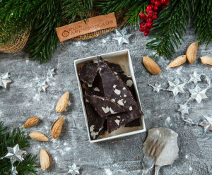 5643 Шоколад "Счастье" горький с миндалем и какао бобами Вкусляндия