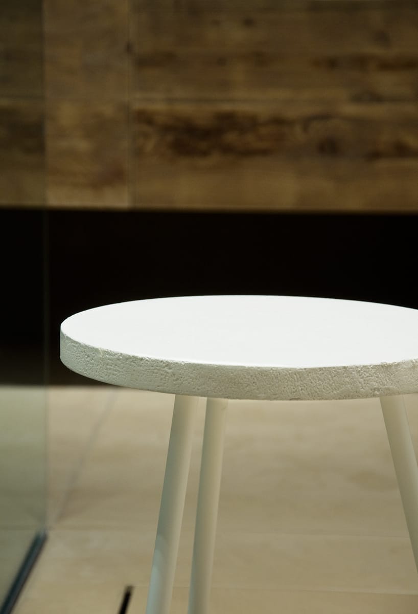 Восстановленный деревянный низкий стул Moab NINO ARCH-00115337 - Вид №3