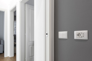 Финишная пластина из инженерного пластика