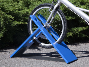 Стойка для велосипедов из полиэтилена