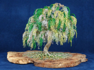 Скульптура из алюминия и дерева