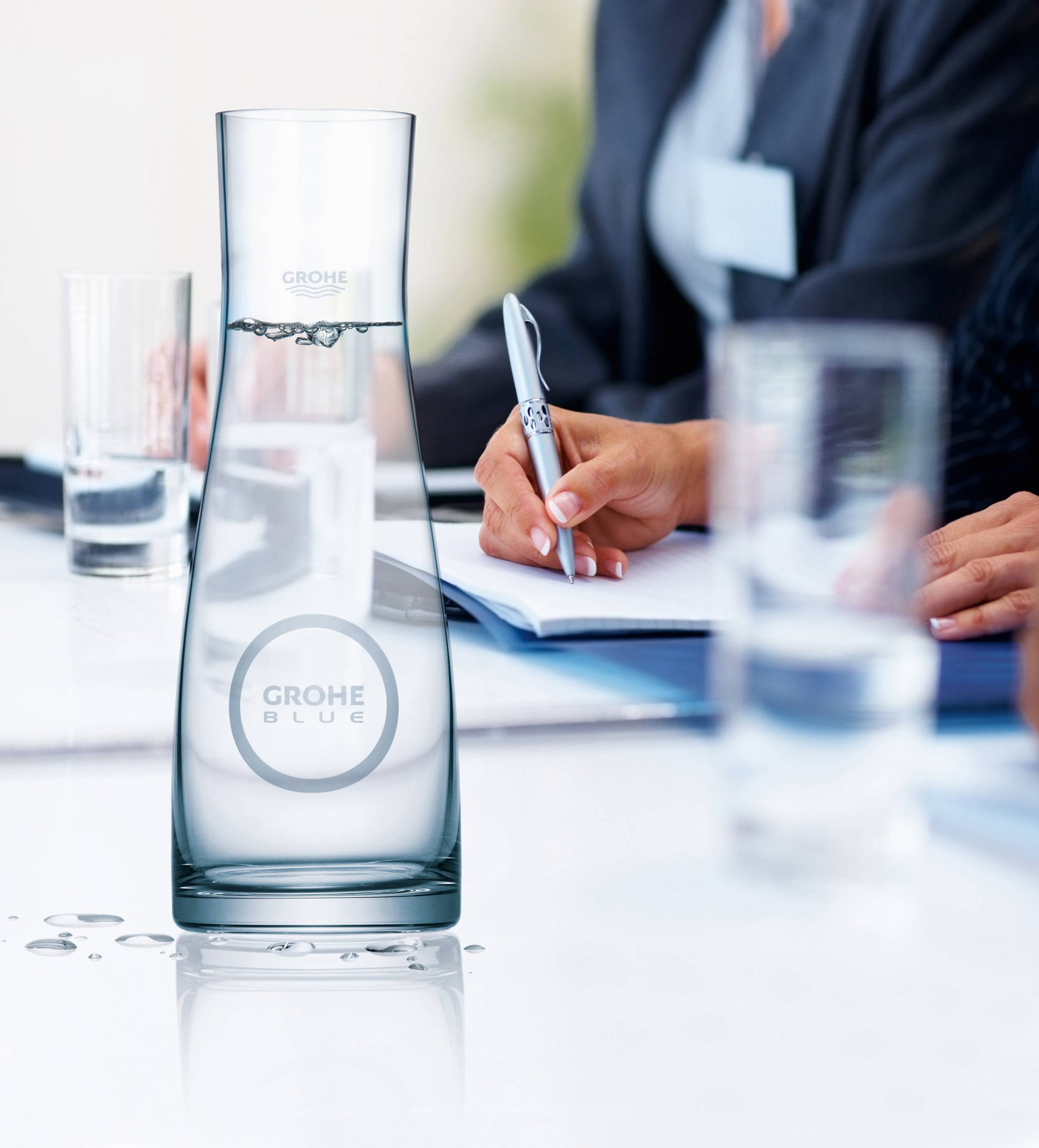 Стеклянный графин GROHE Blue (40405000)