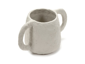 Круглая ваза из пестой бумаги