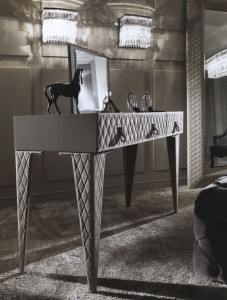 Консоль  DV HOME COLLECTION ADLER consolle