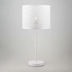 Лампа настольная белая Eurosvet 01018/1 EUROSVET SNOWY 00-3907302 Белый